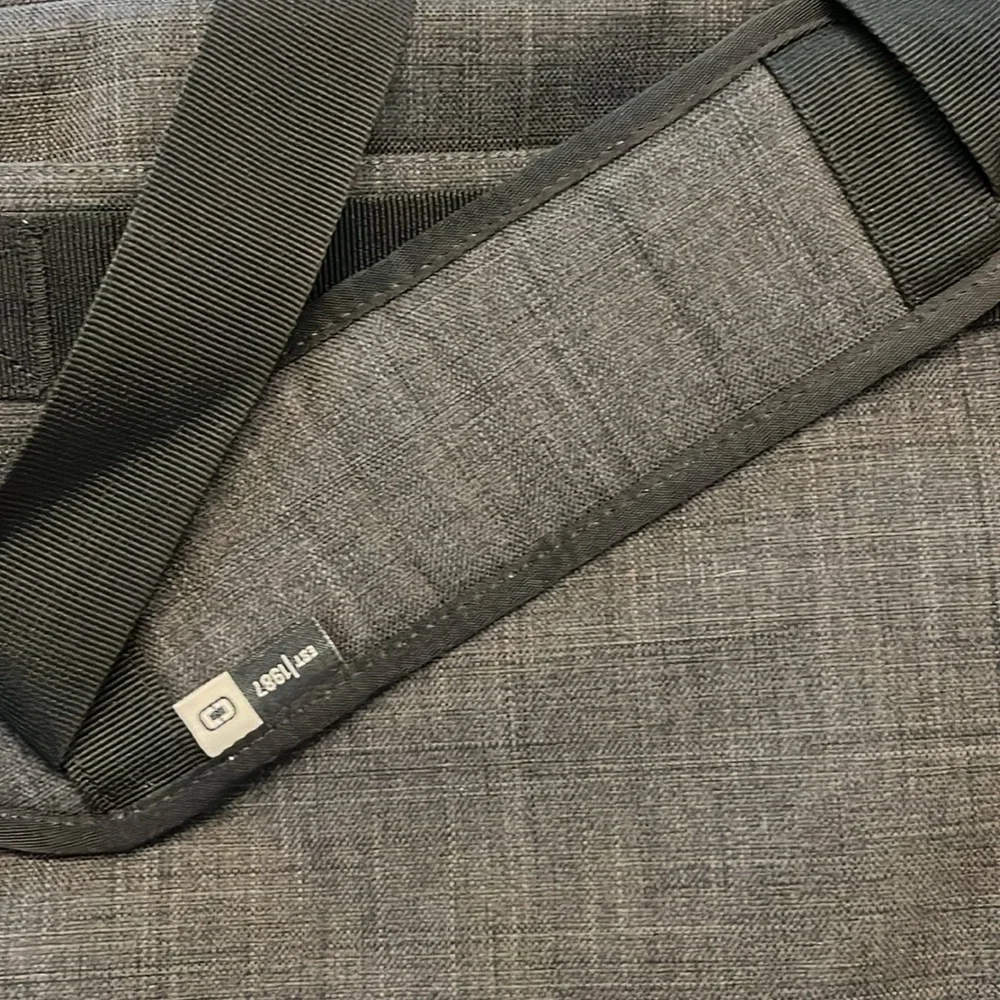 OGIO slim computer laptop bag NWOT